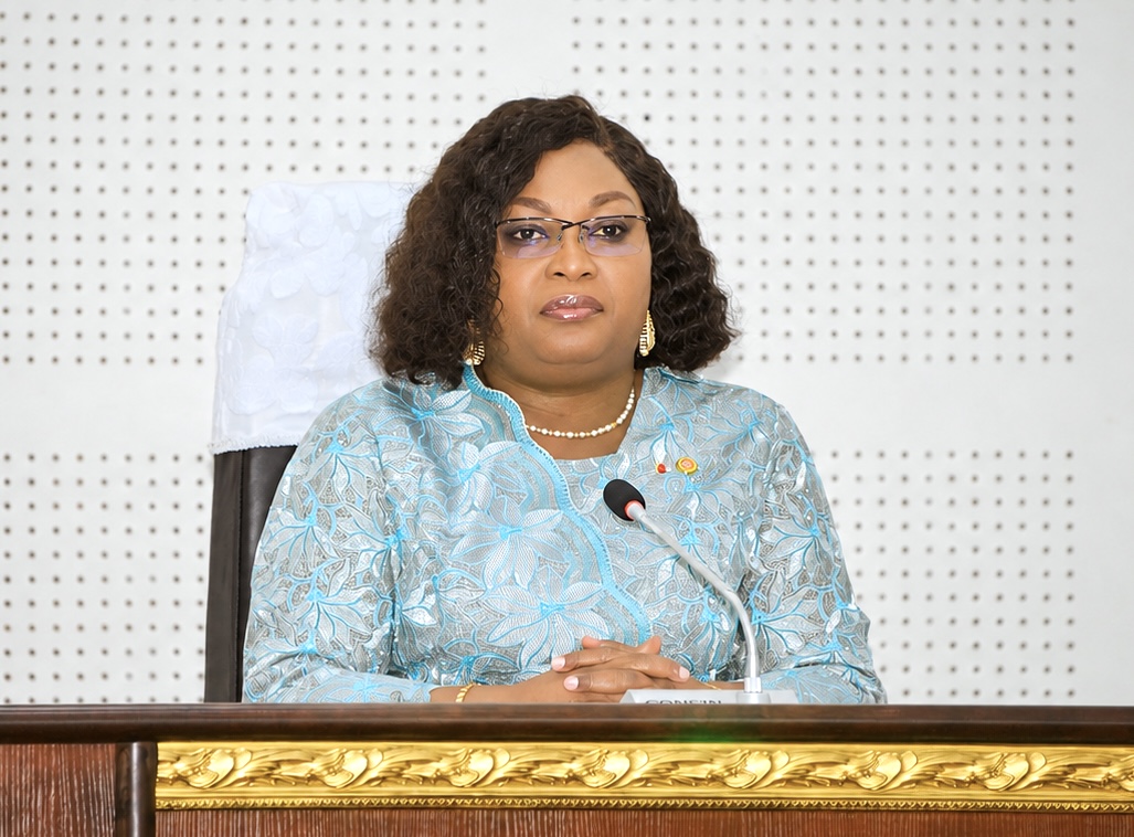 Togo|Fin de la 2ème session extraordinaire de l’année 2026 : « Les portes de cet hémicycle se ferment, mais le chantier de la République reste ouvert », Hadja Mémounatou Ibrahima